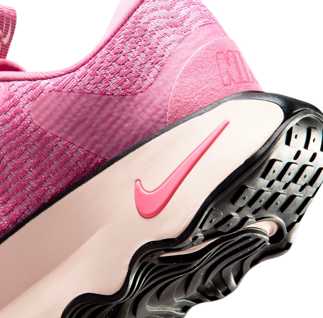 Nike Motiva Women’s Walking Shoes – Pink Foam