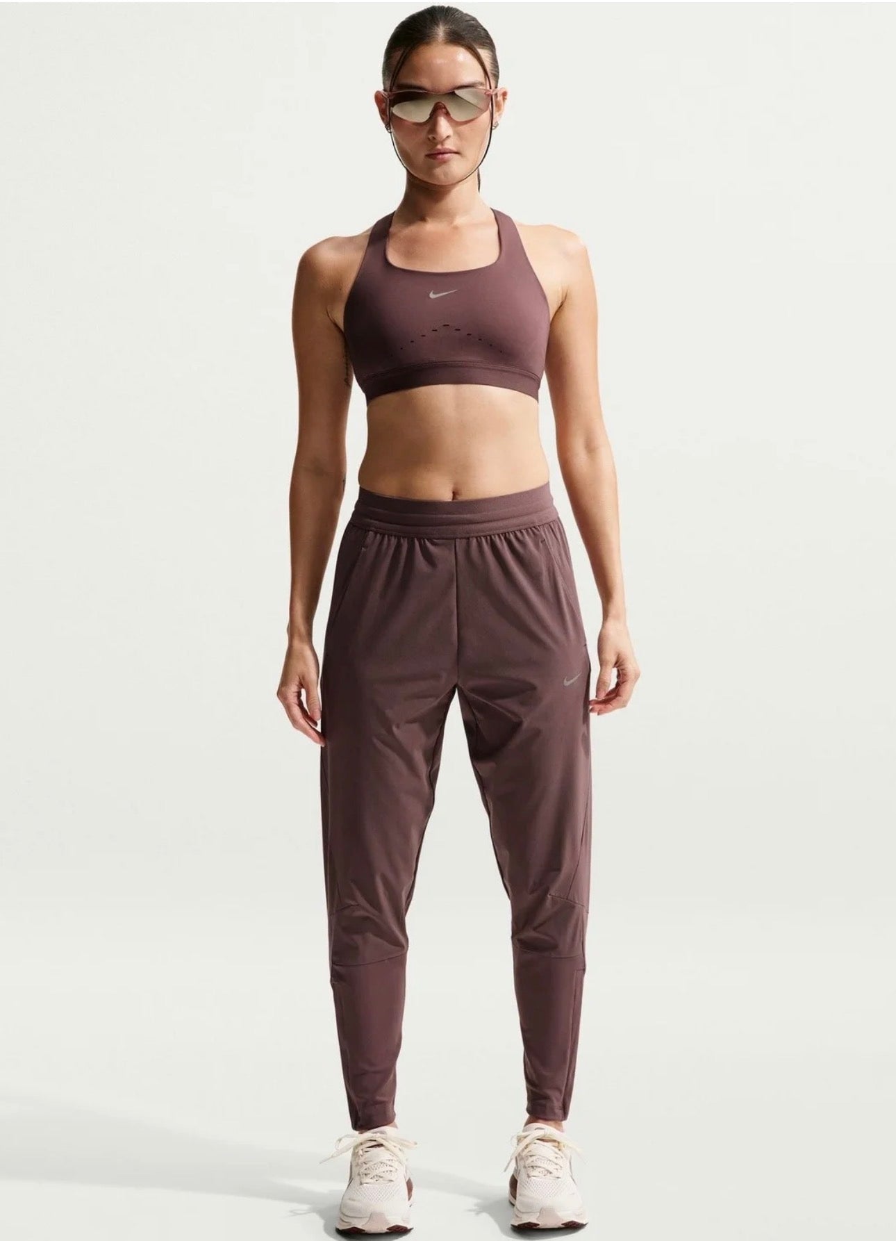 NIKE WOMEN DRI-FIT WOVEN TRAINING PANTS