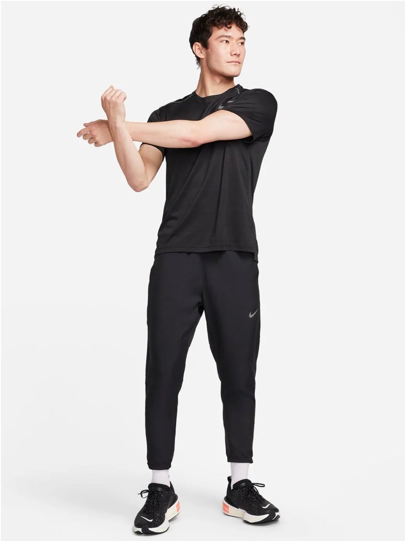 Nike Dri-FIT Challenger Woven Running Pants – Black