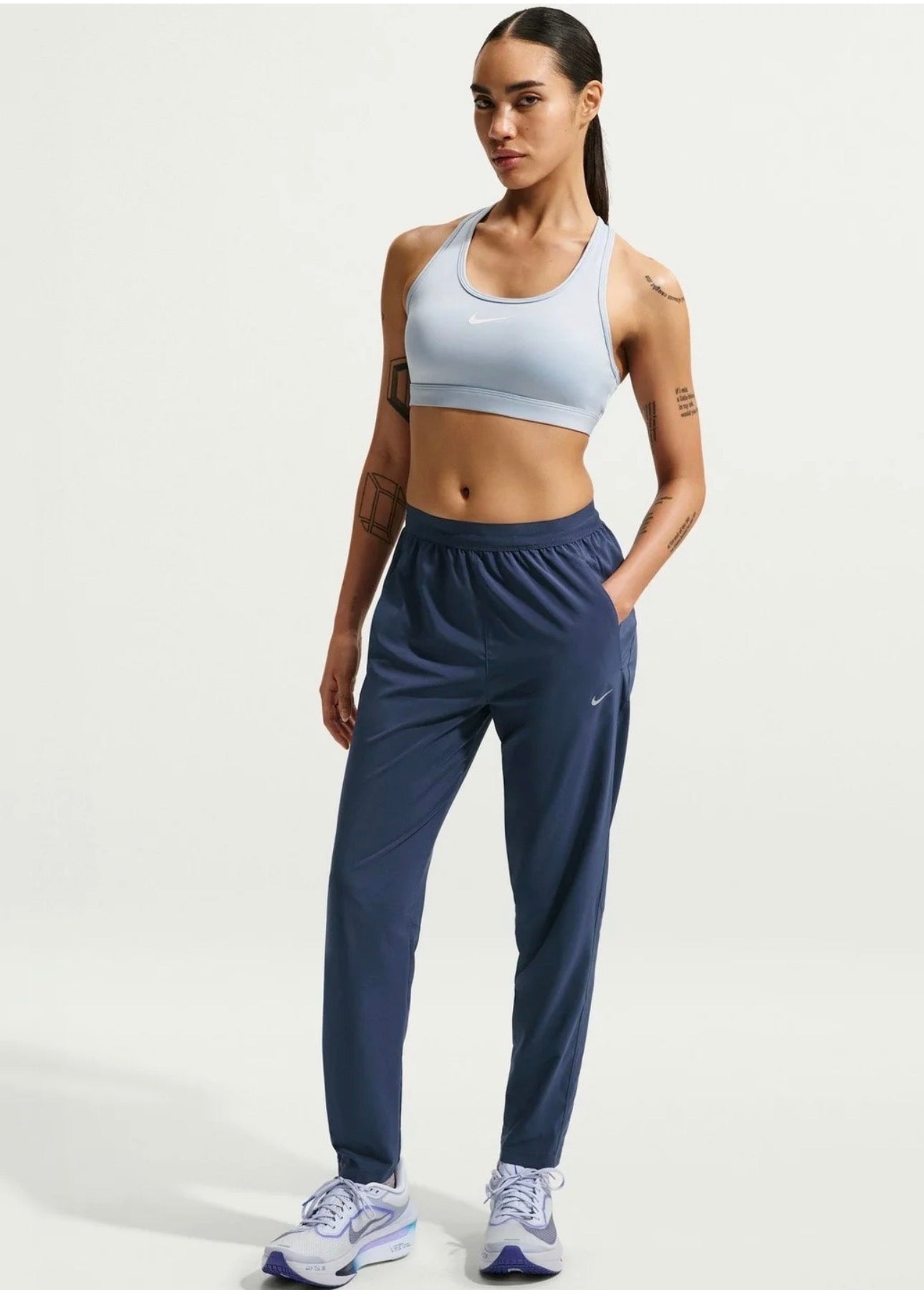 NIKE WOMEN DRI-FIT WOVEN TRAINING PANTS