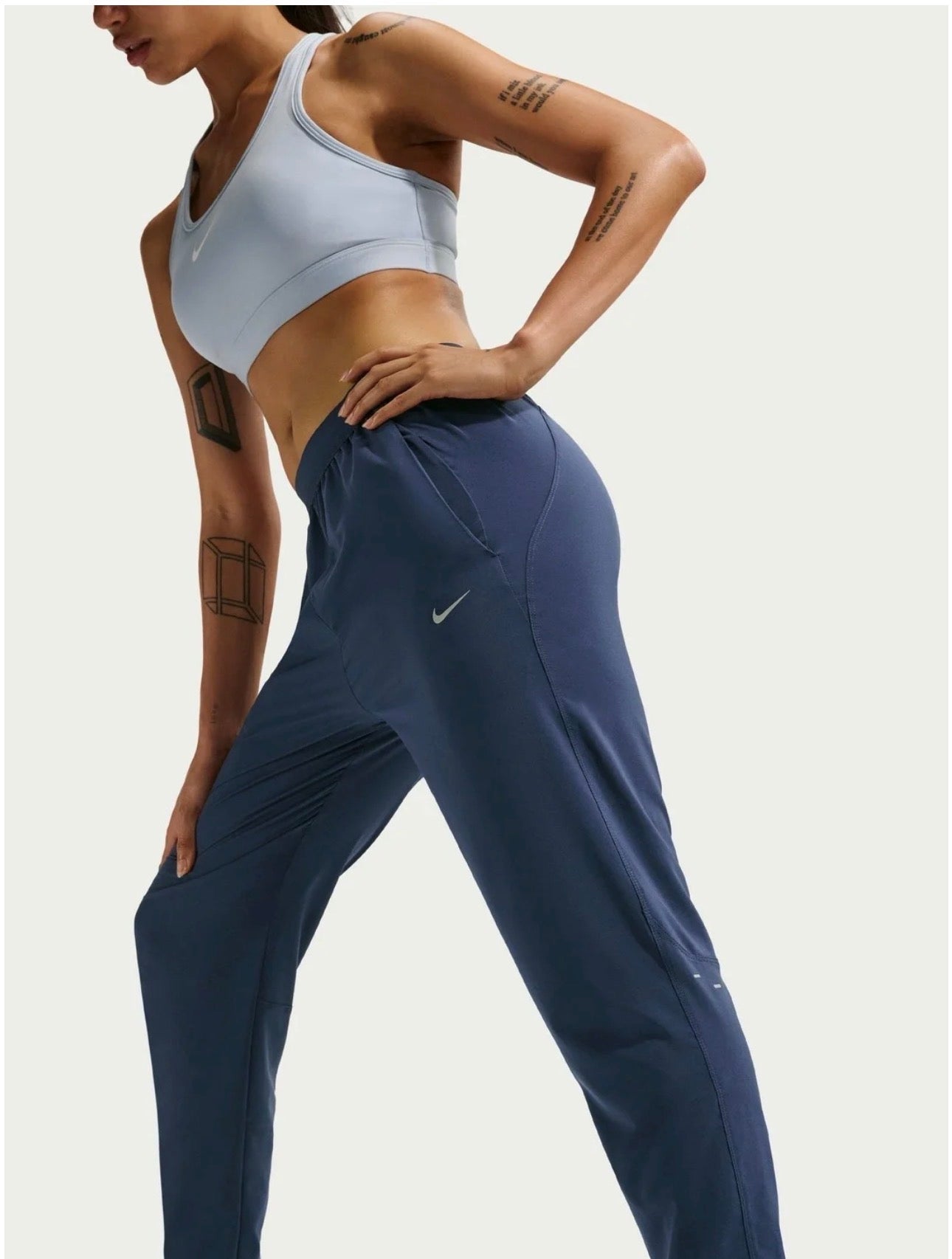 NIKE WOMEN DRI-FIT WOVEN TRAINING PANTS