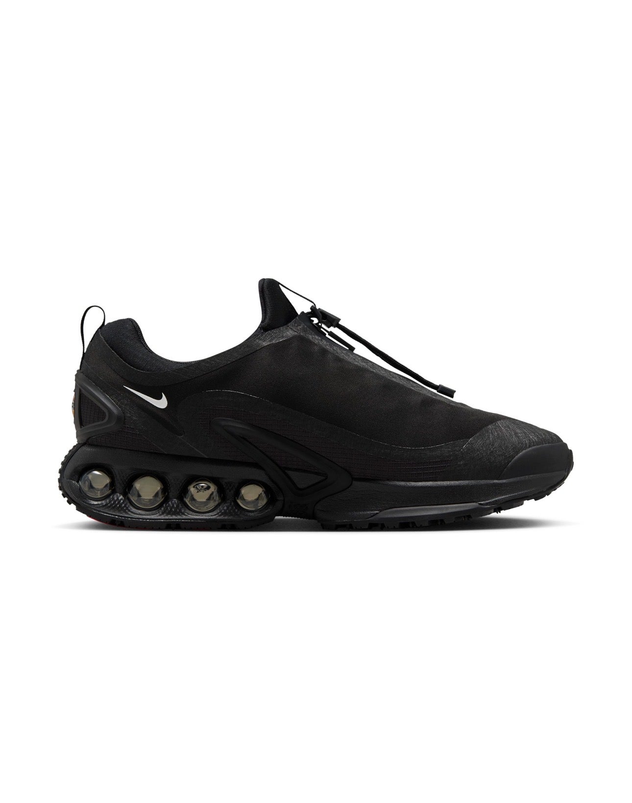 TITLE: Nike Air Max DN Roam Black Premium Sneakers