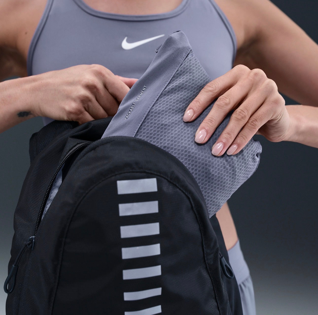 Nike WMN repel | Packable Essential Running Jacket