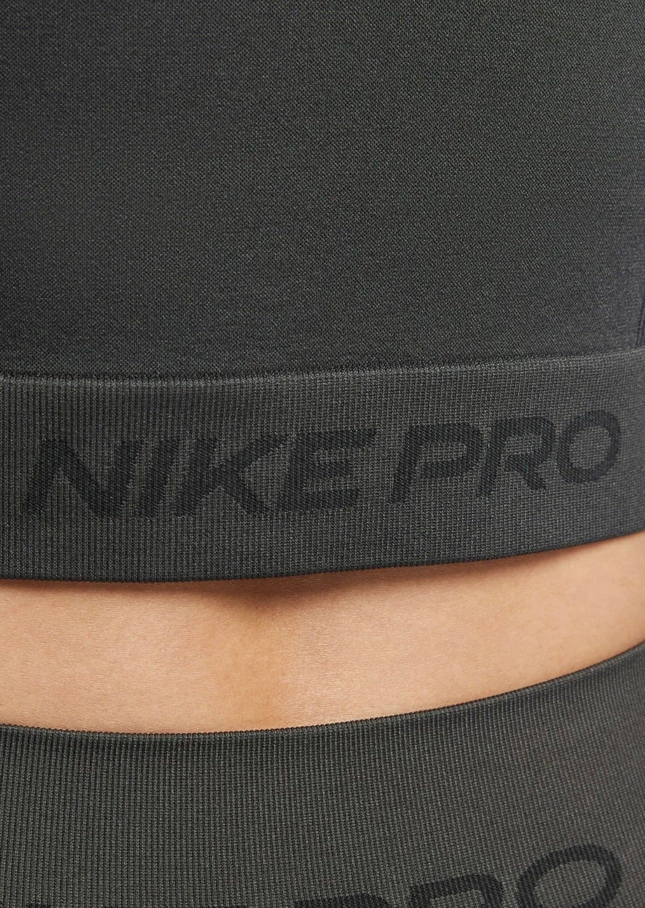 Nike Pro Sculpt Seamless Zip Jacket & Biker Shorts Set