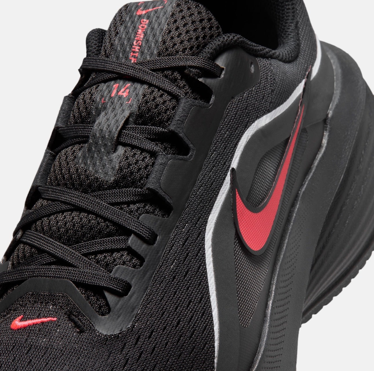 Nike Downshifter 14 Men’s Running Shoes
