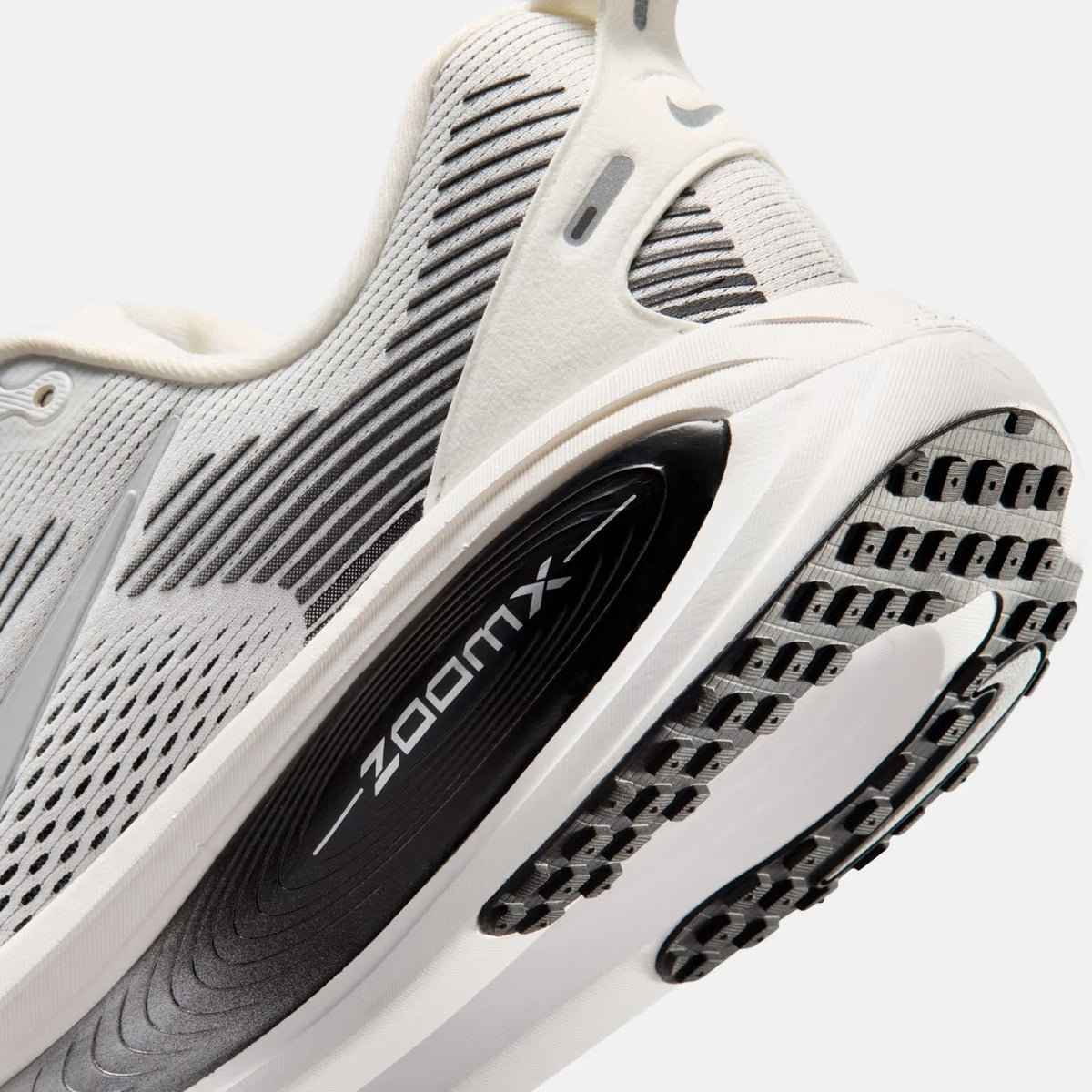 Nike Vomero 18 Premium
