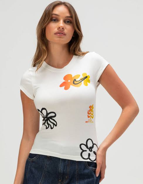 Nike Sportswear Floral Graphic T-Shirt (Women's)
