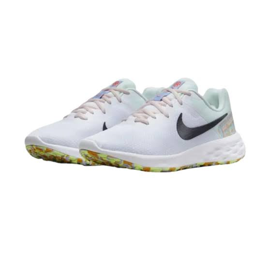 Nike Revolution 6 Next Nature White/Multi Running Shoes