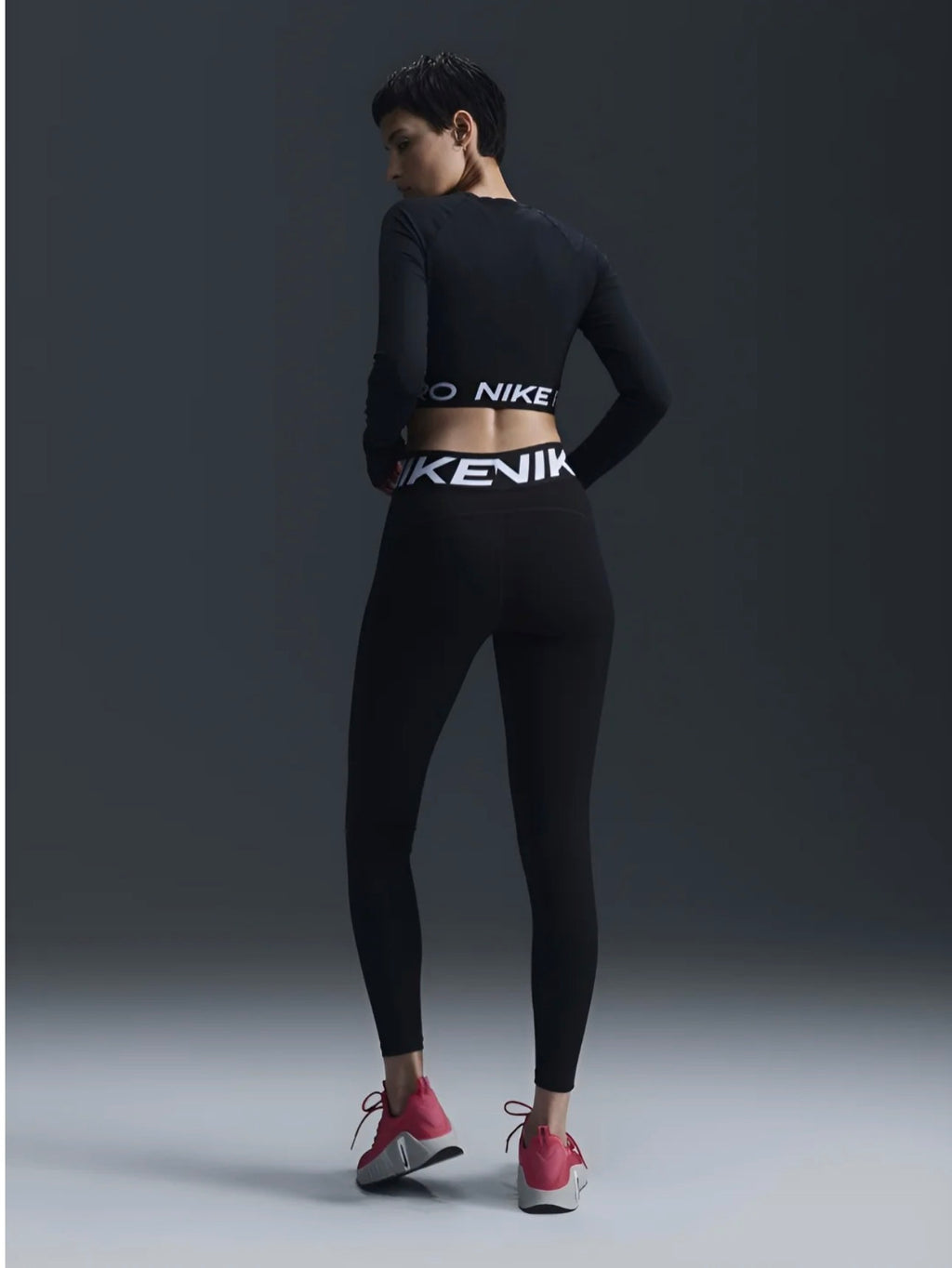 Nike Pro Women's Dri-FIT Crop Long-Sleeve Top